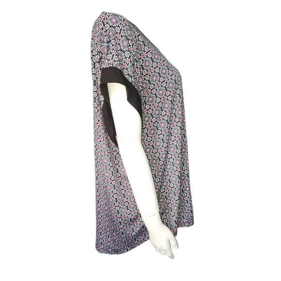 Roz & Ali Top Womens Plus Size 2X Black Geometric Short Sleeve Zipper Detail - Picture 5 of 8